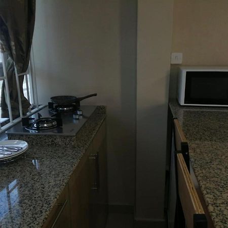 Champs De Mars Apartment Порт-Луи Экстерьер фото