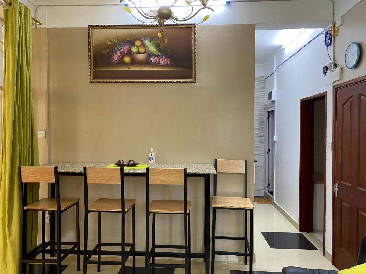 Champs De Mars Apartment Порт-Луи Экстерьер фото